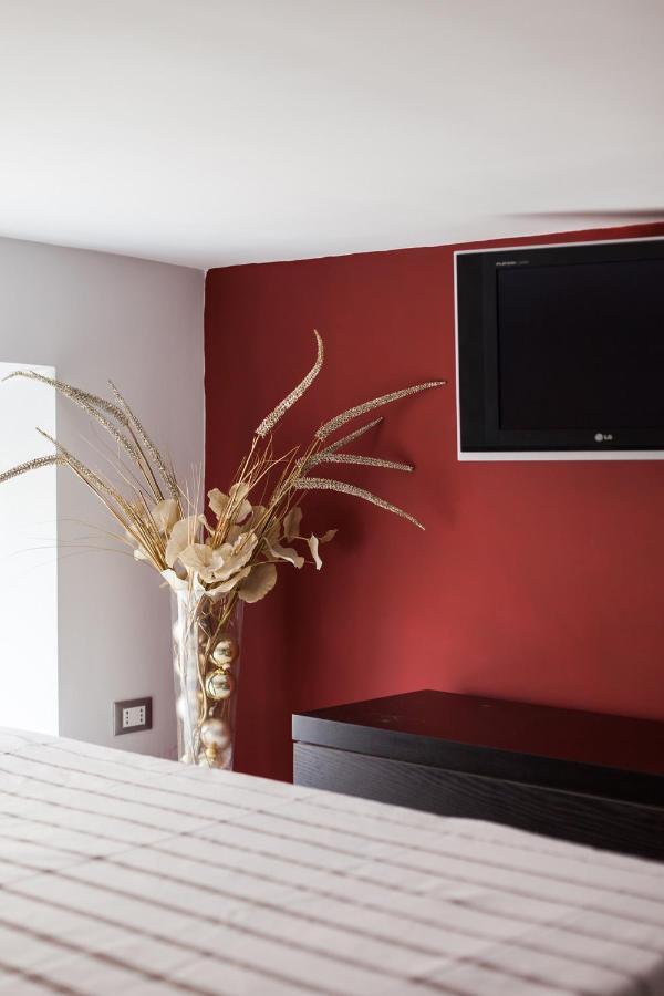 Homehouse Santamaura - San Pietro Рим Екстериор снимка